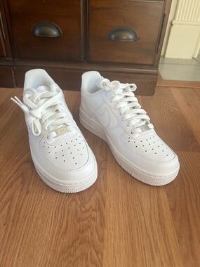 Nike Air Force 1 ‘07 BRAND NEW IN BOX